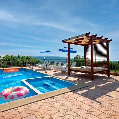 Makeli בית הארחה