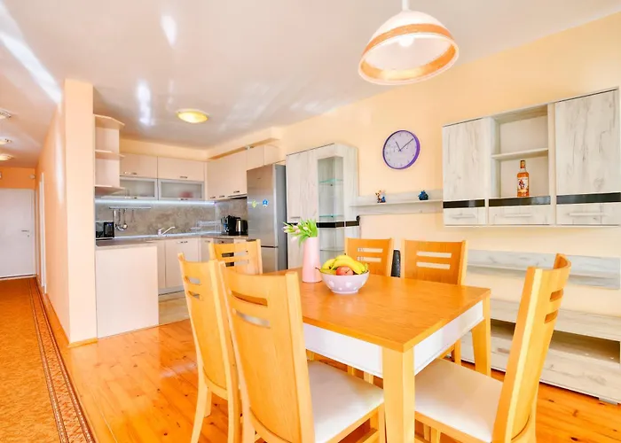 בית הארחה Makeli רוגאצ'בו