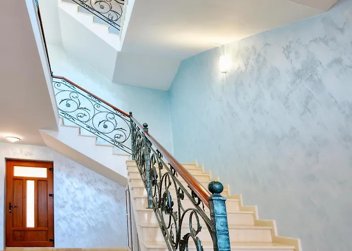 בית הארחה Makeli