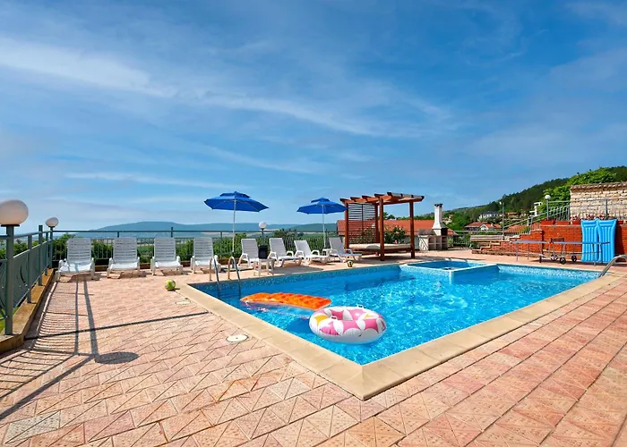 בית הארחה Makeli רוגאצ'בו