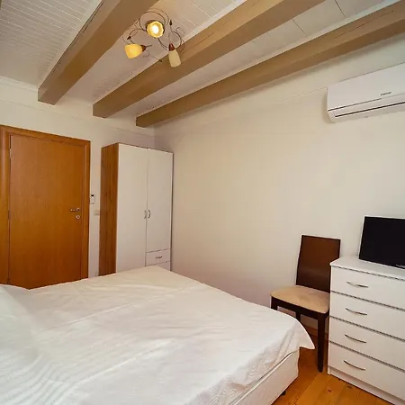 Makeli Къща за гости Рогачево