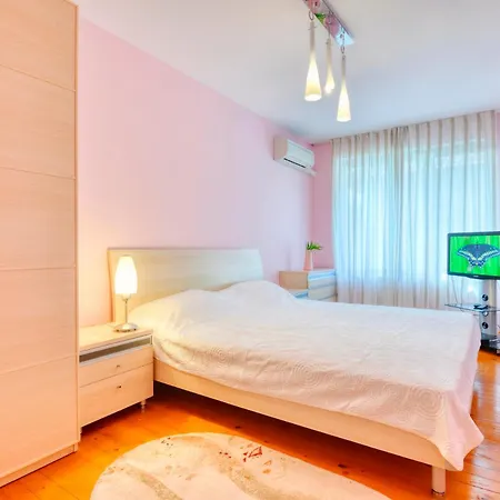 Къща за гости Makeli 4*